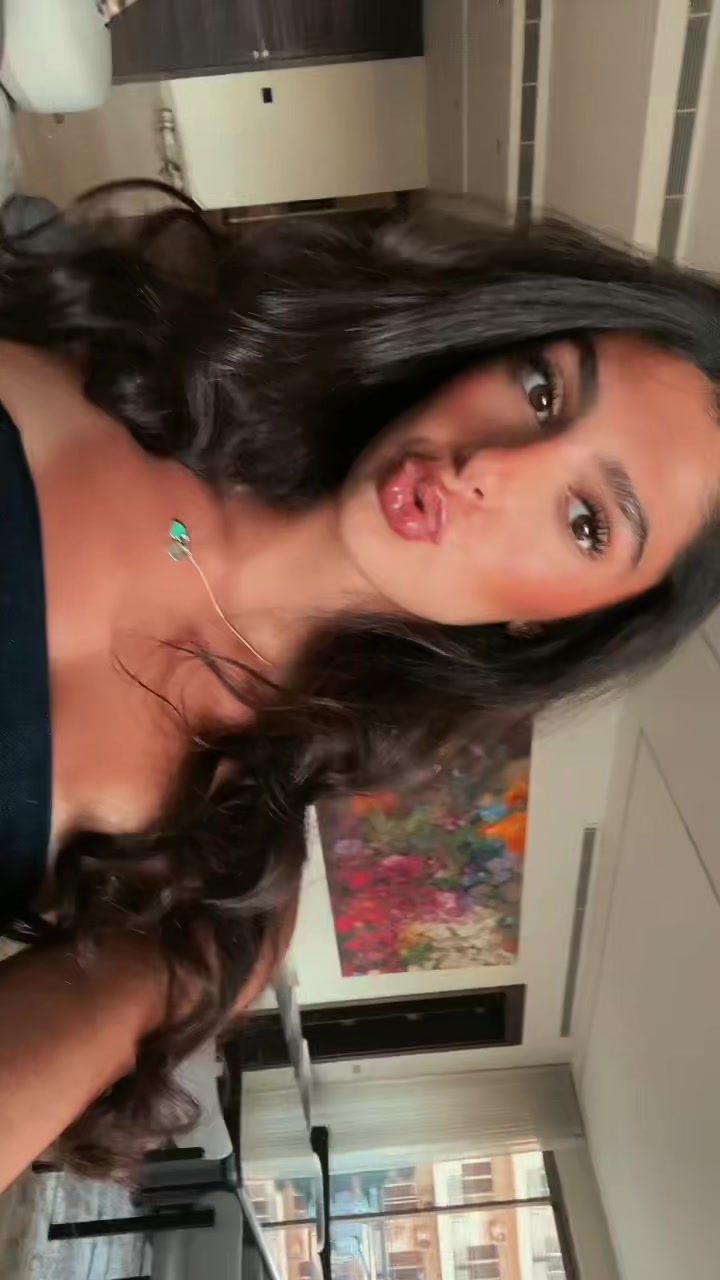 @Ayla