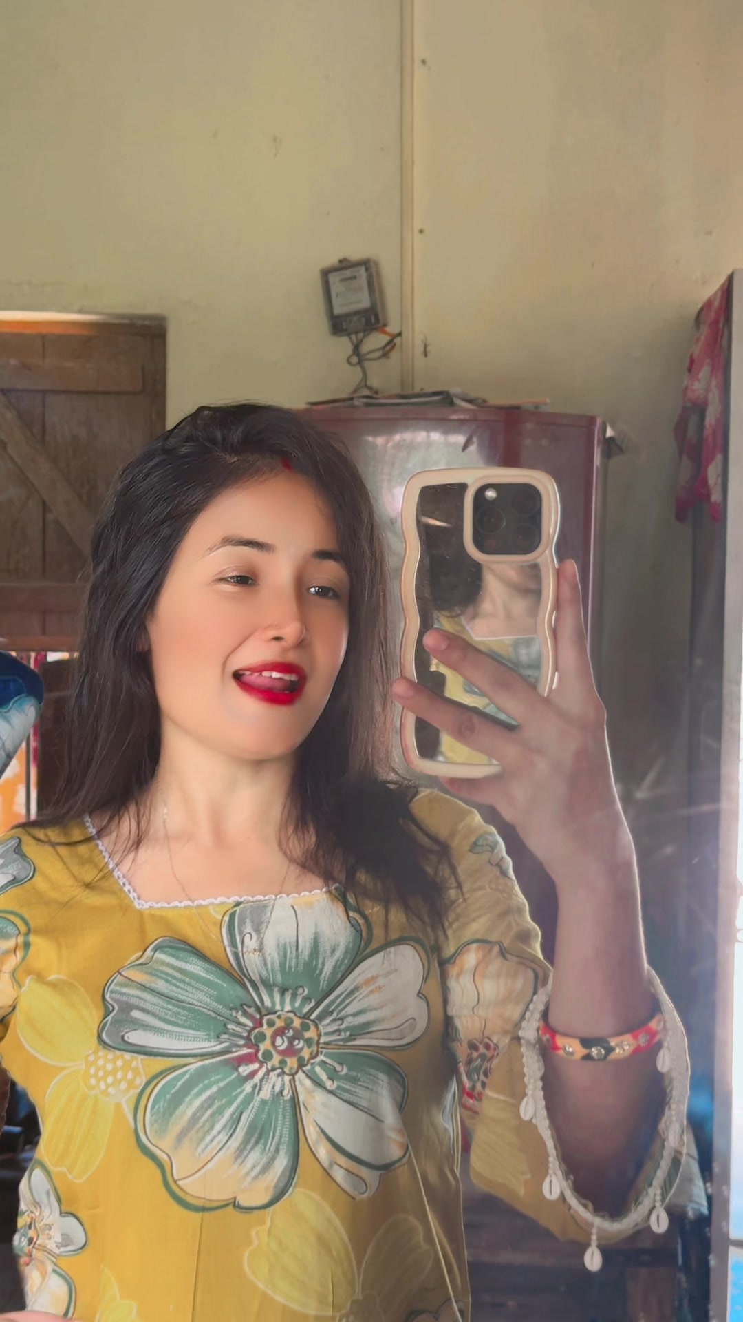 @👑NISHA_THAPA👑