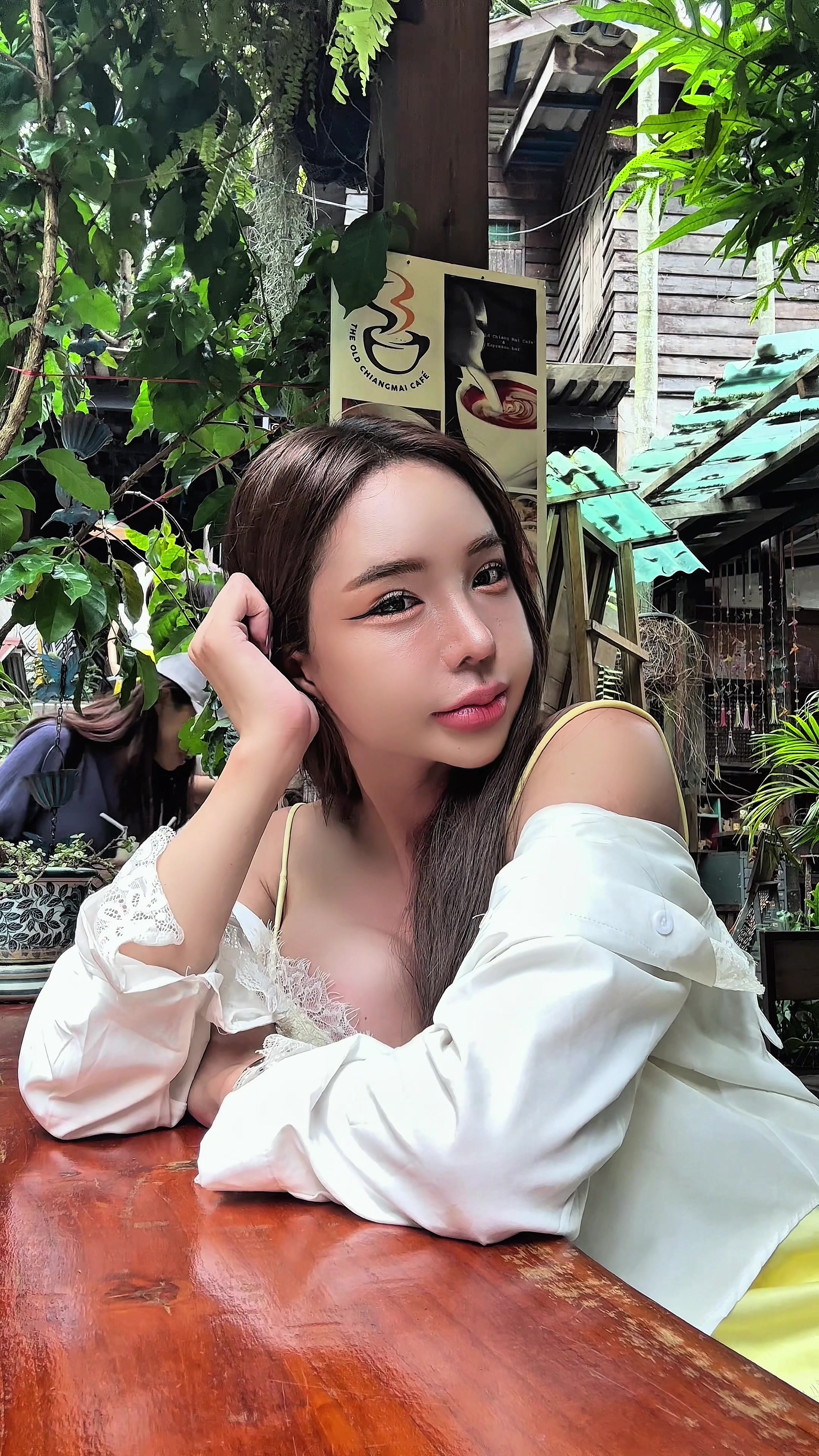 @Yoshithunchanok
