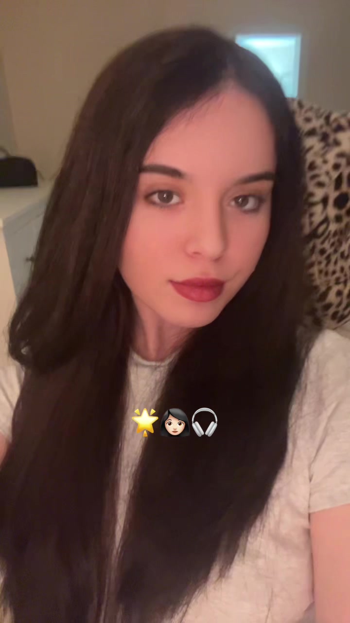 @Niki💕