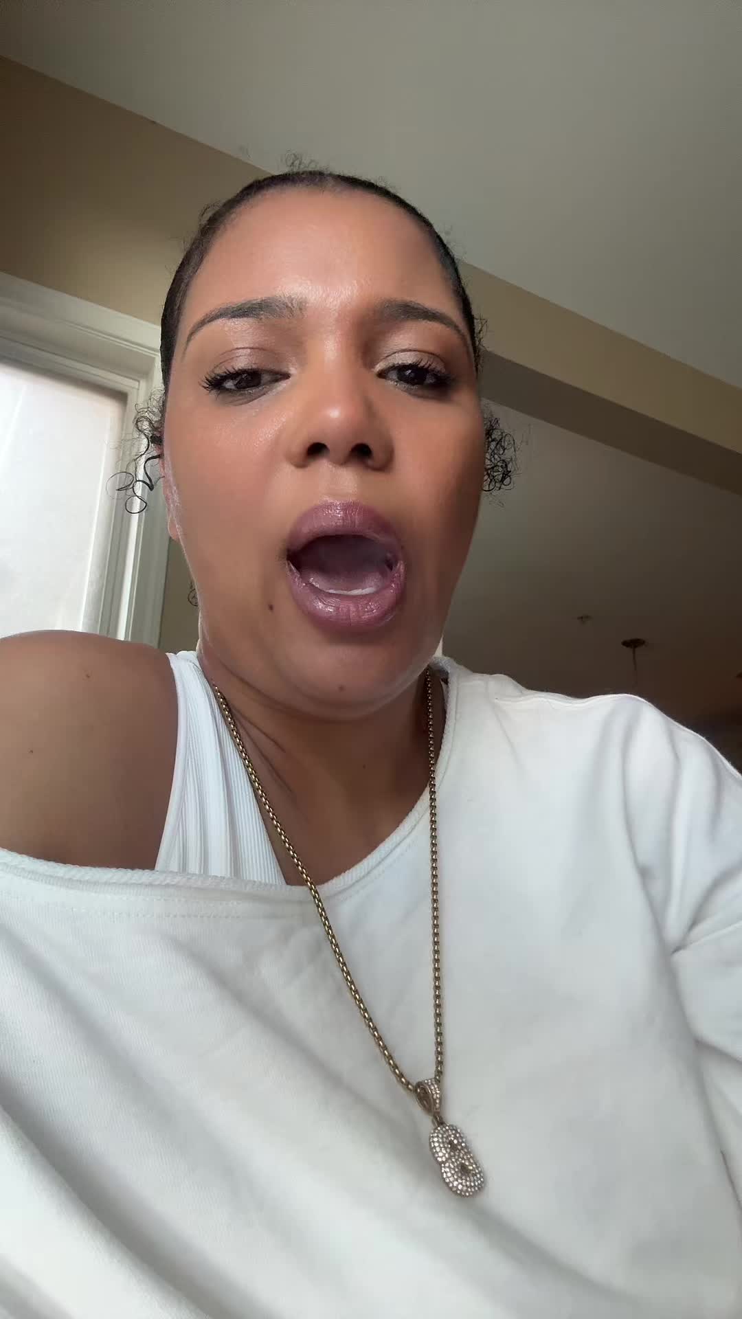 @twinnemom1