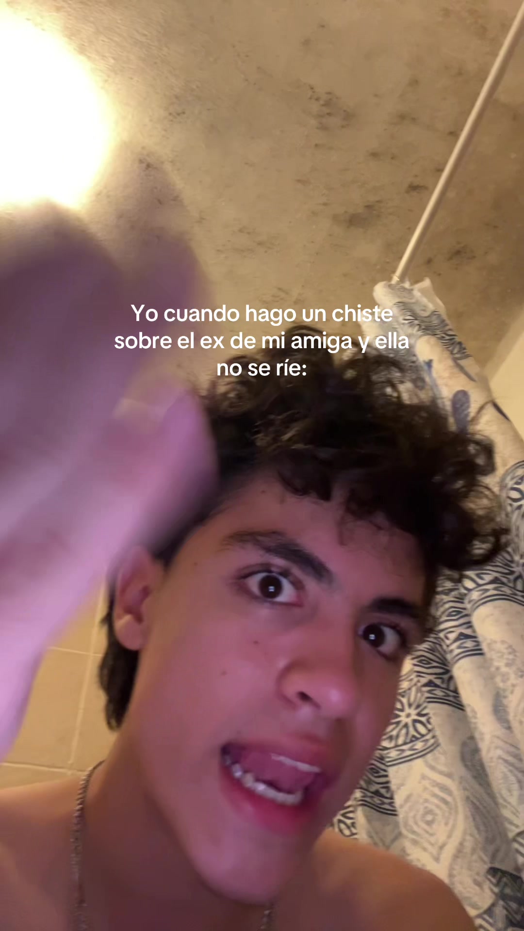 @VELEZZ