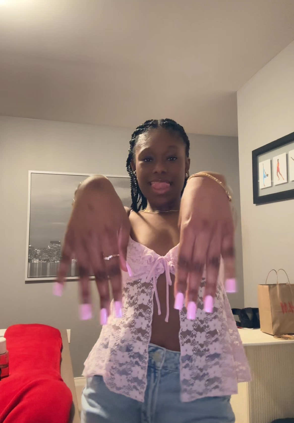 @whoisnaimaaa