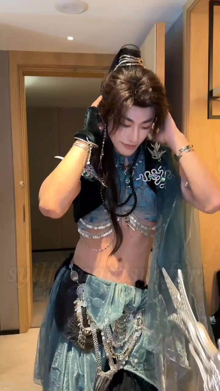 @*.*