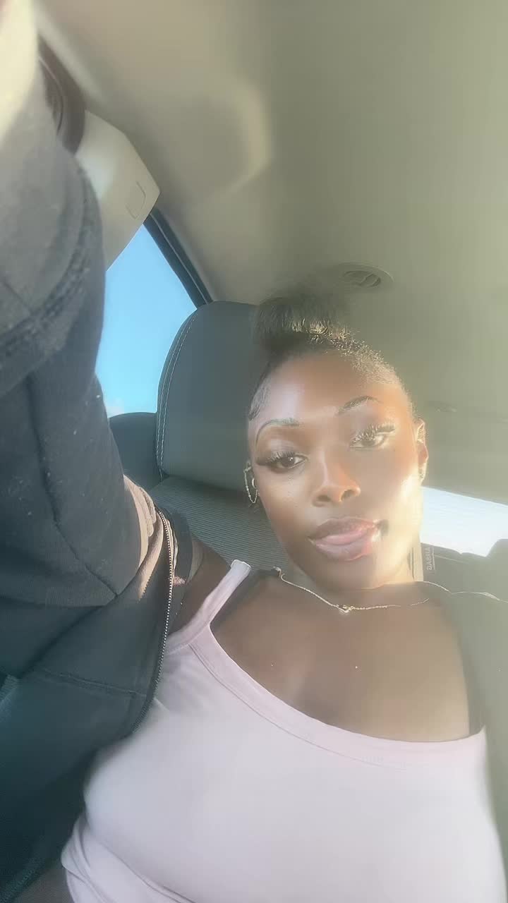 @Nayabaya👅