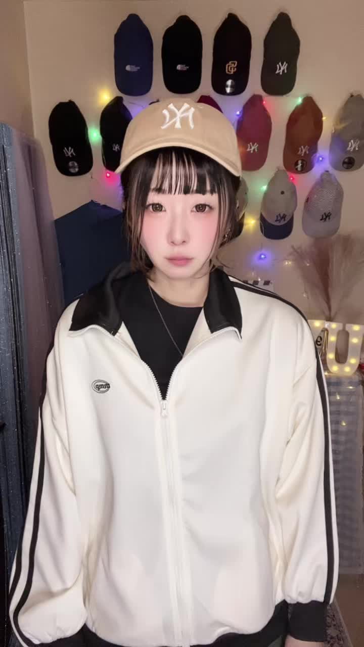 @๐ใใใใ
ใ๐ฌ๐ง