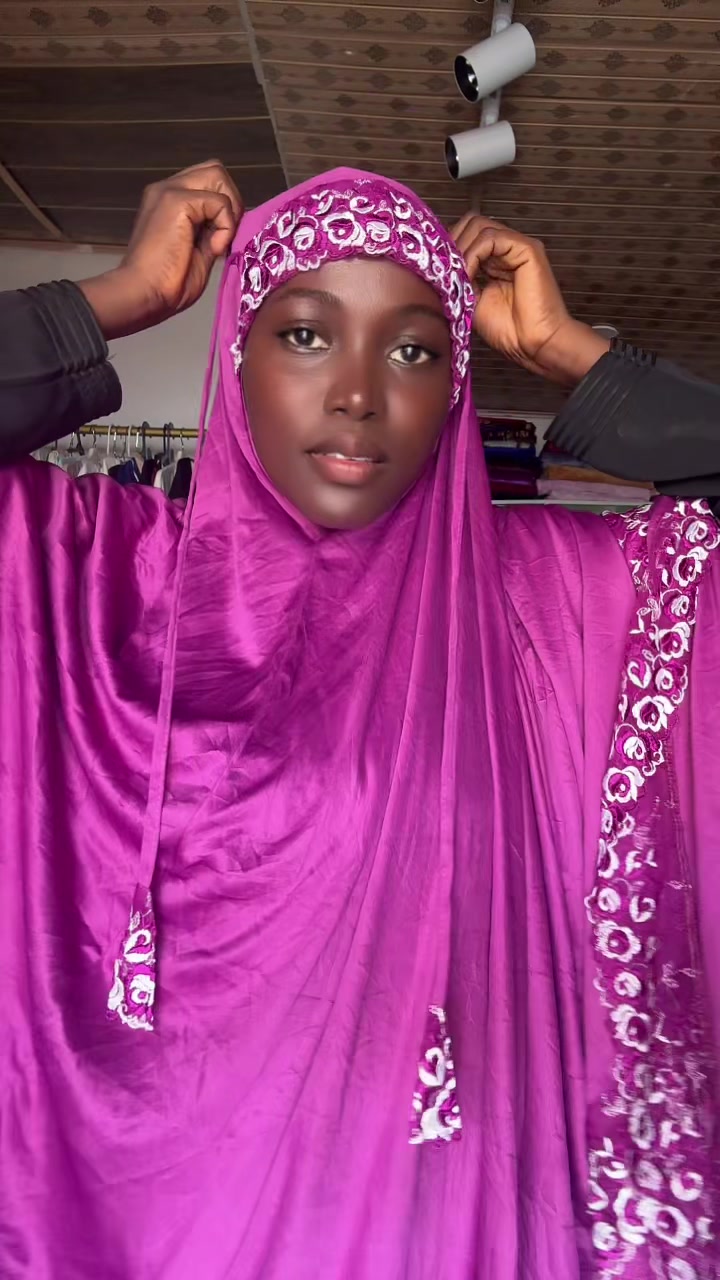 @ILORIN THRIFT ABAYA,SCARF N MO