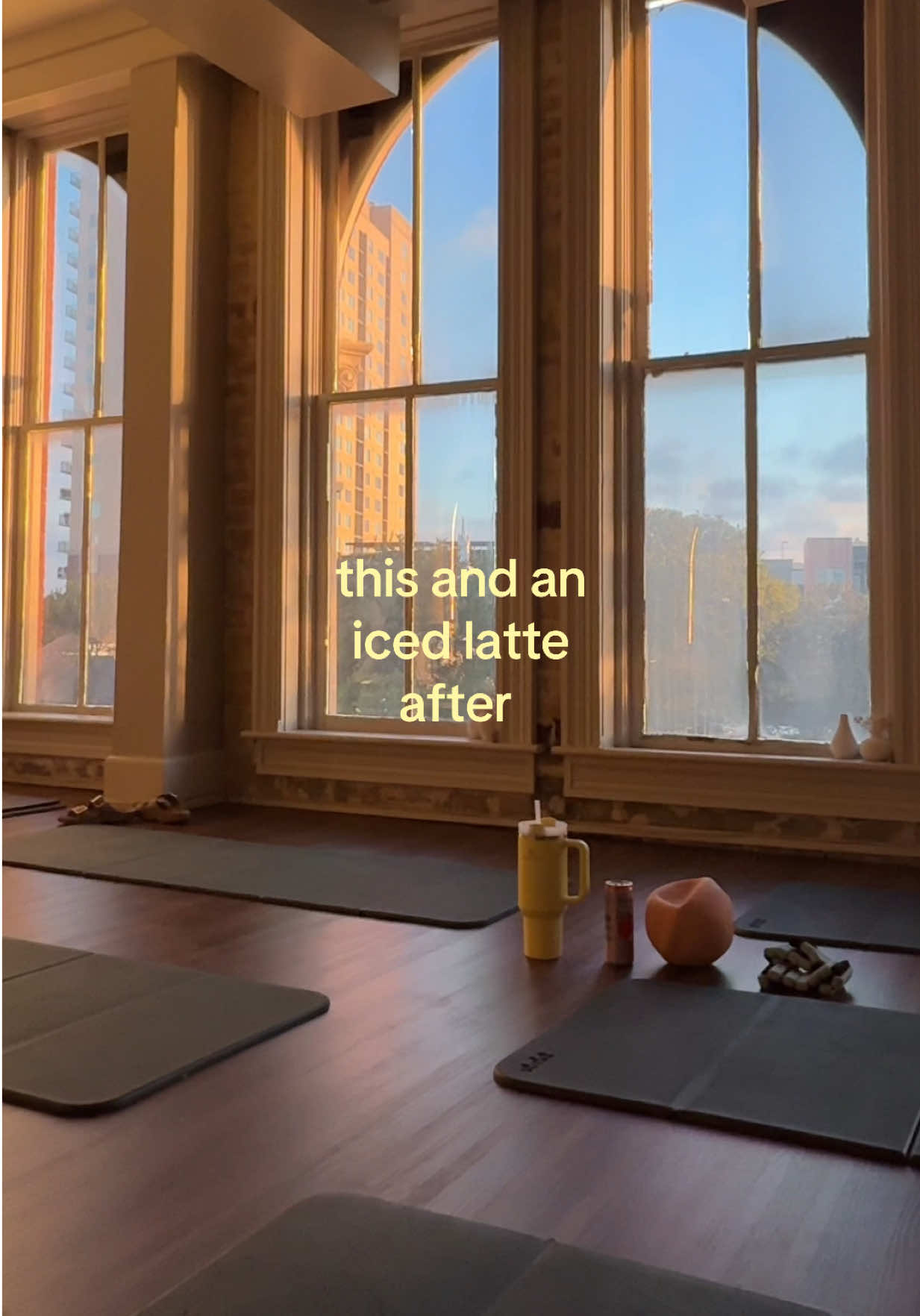 @KENDALL ౨ৎ