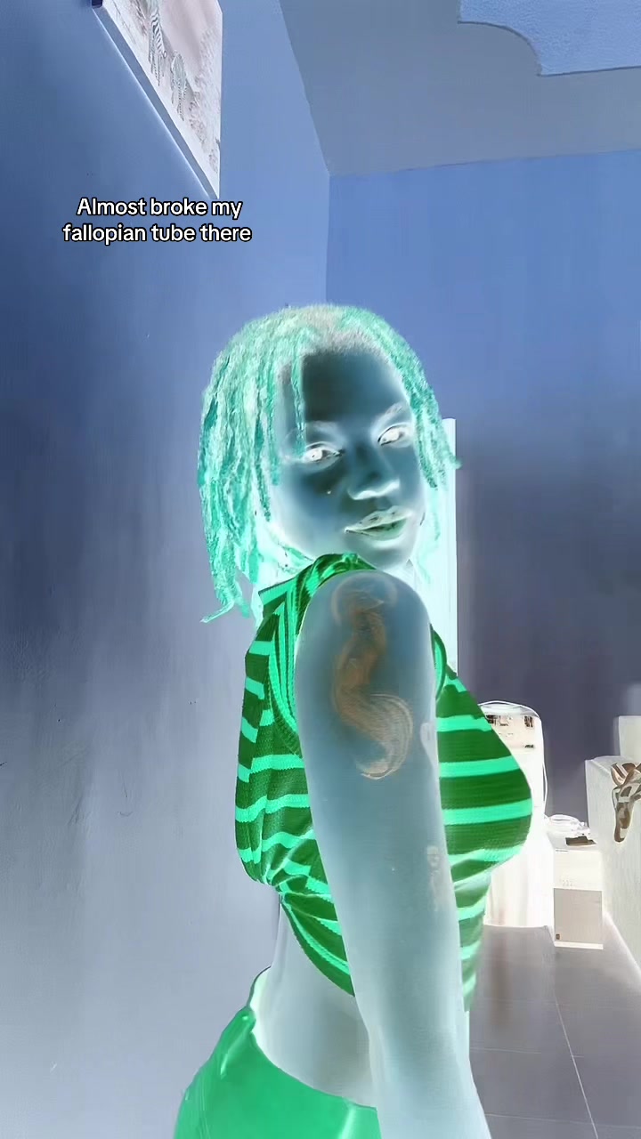 @🦋🖤