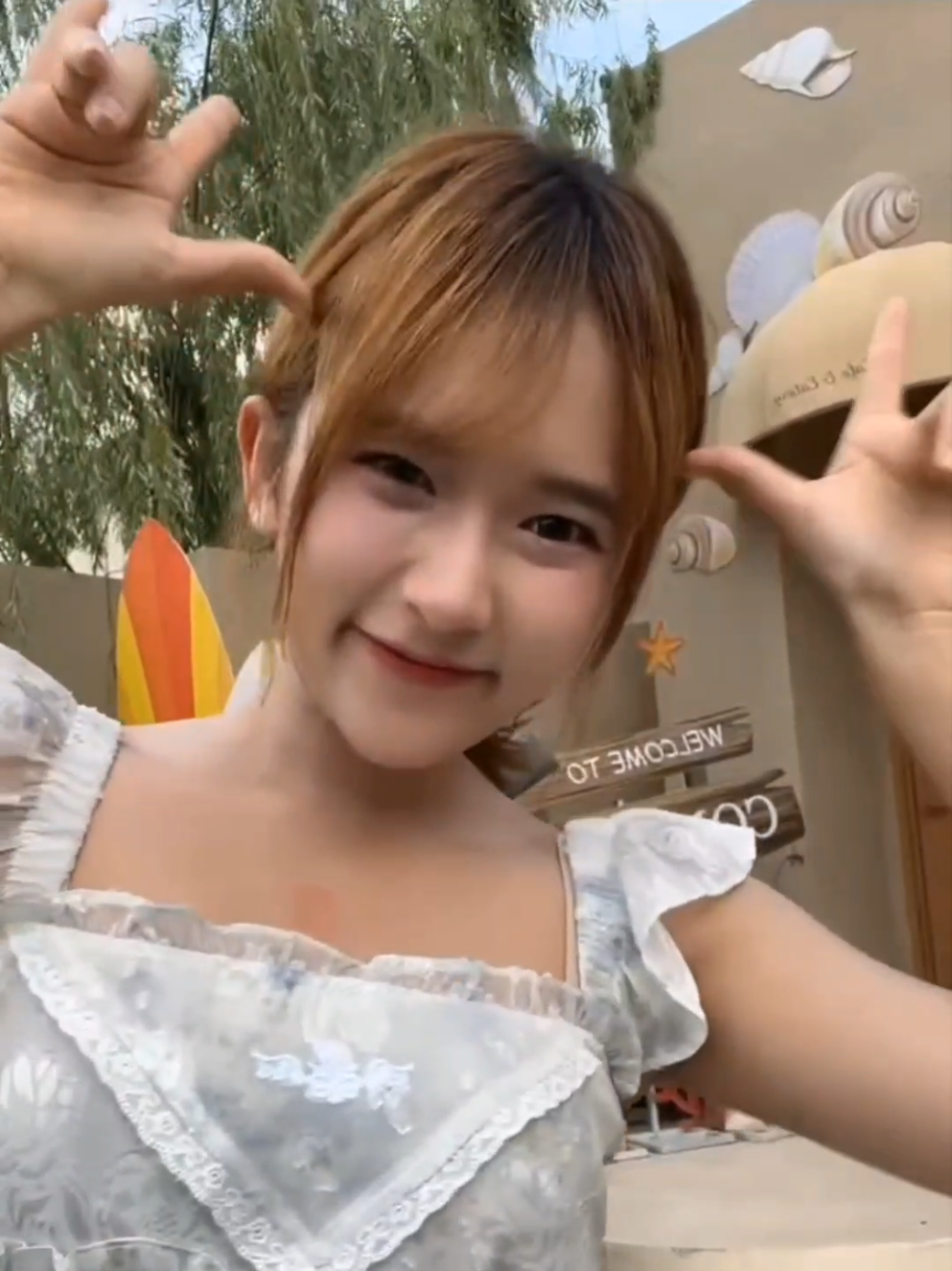 @T