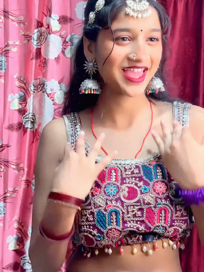 @Bhojpuri Dancer🔥