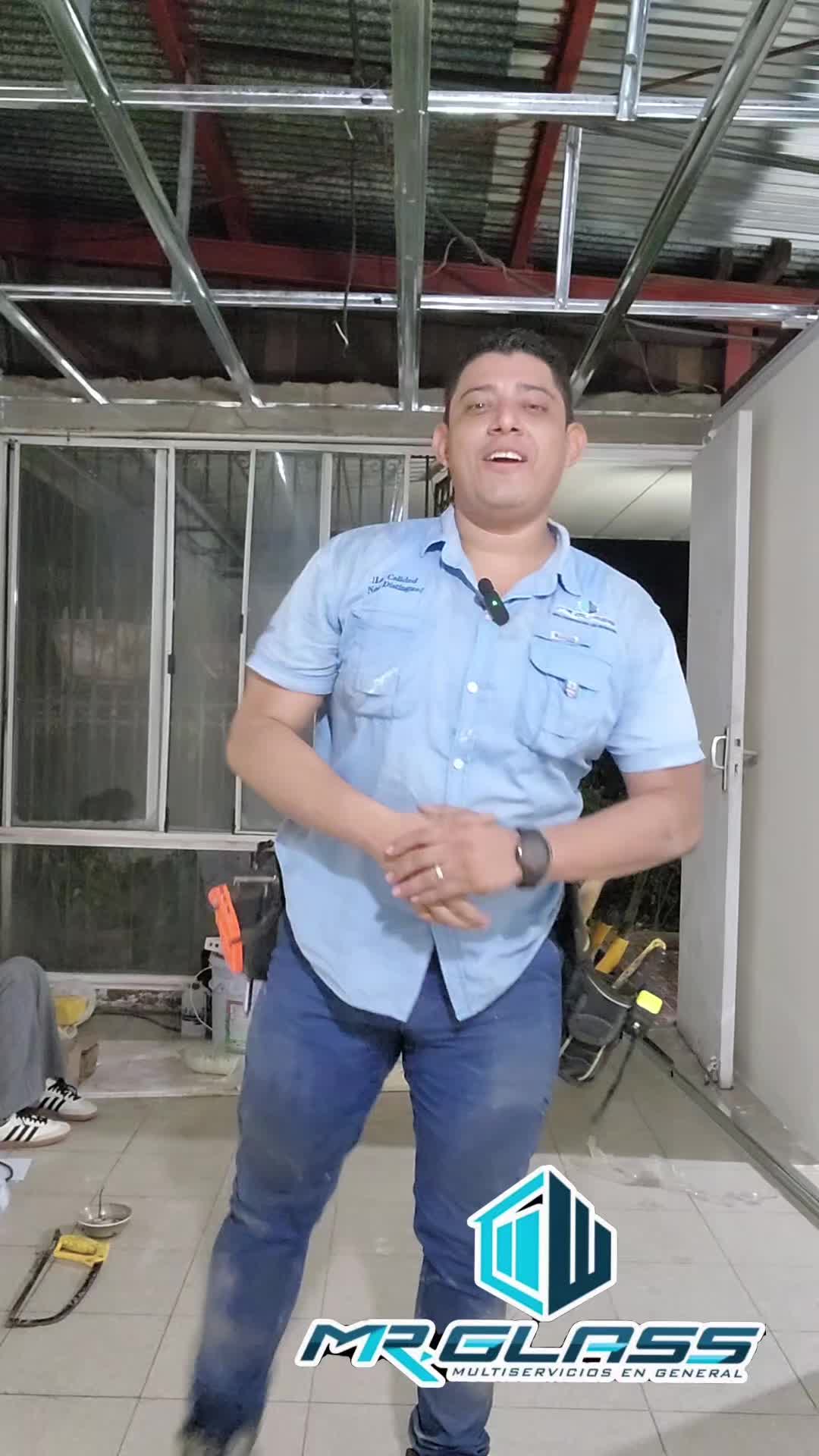 @Grupo MR.GLASS