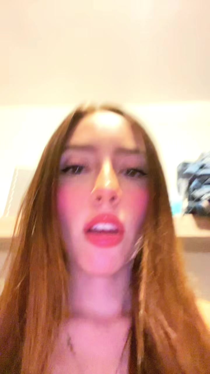 @Mía García