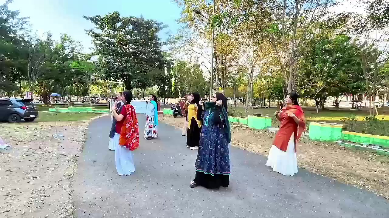 @elynzahra108