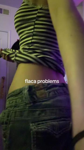 @￼