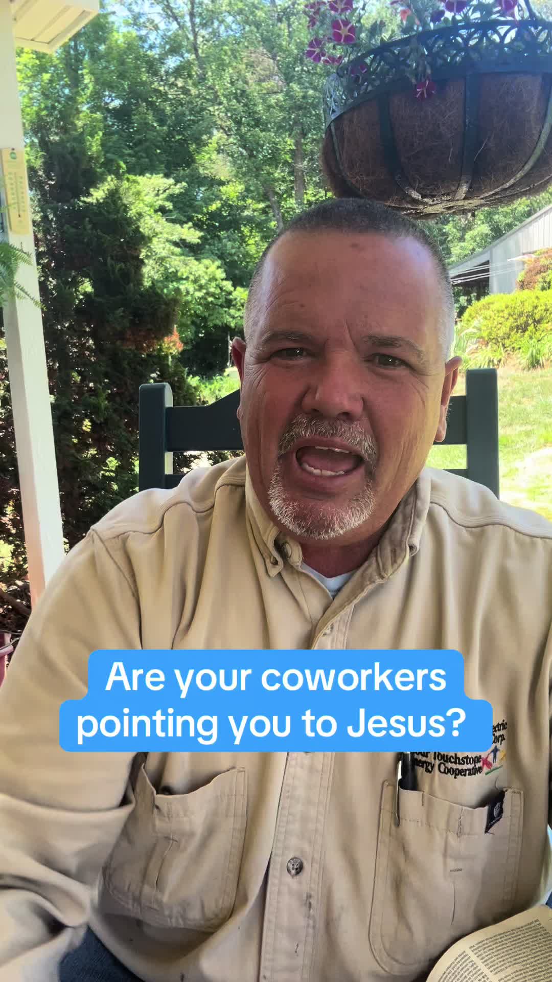 @ThePrayingLineman