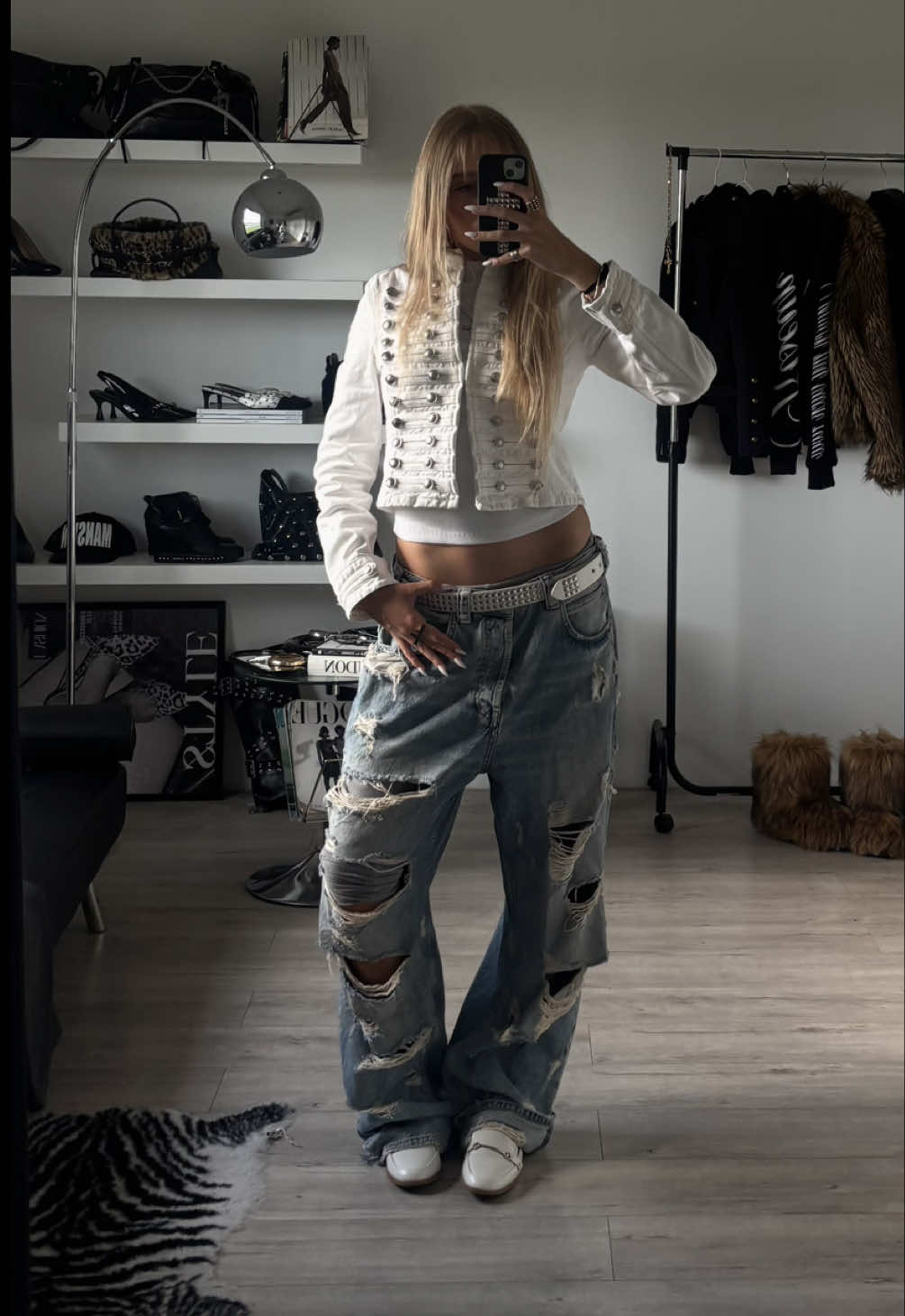 @Ig: em_lka.a