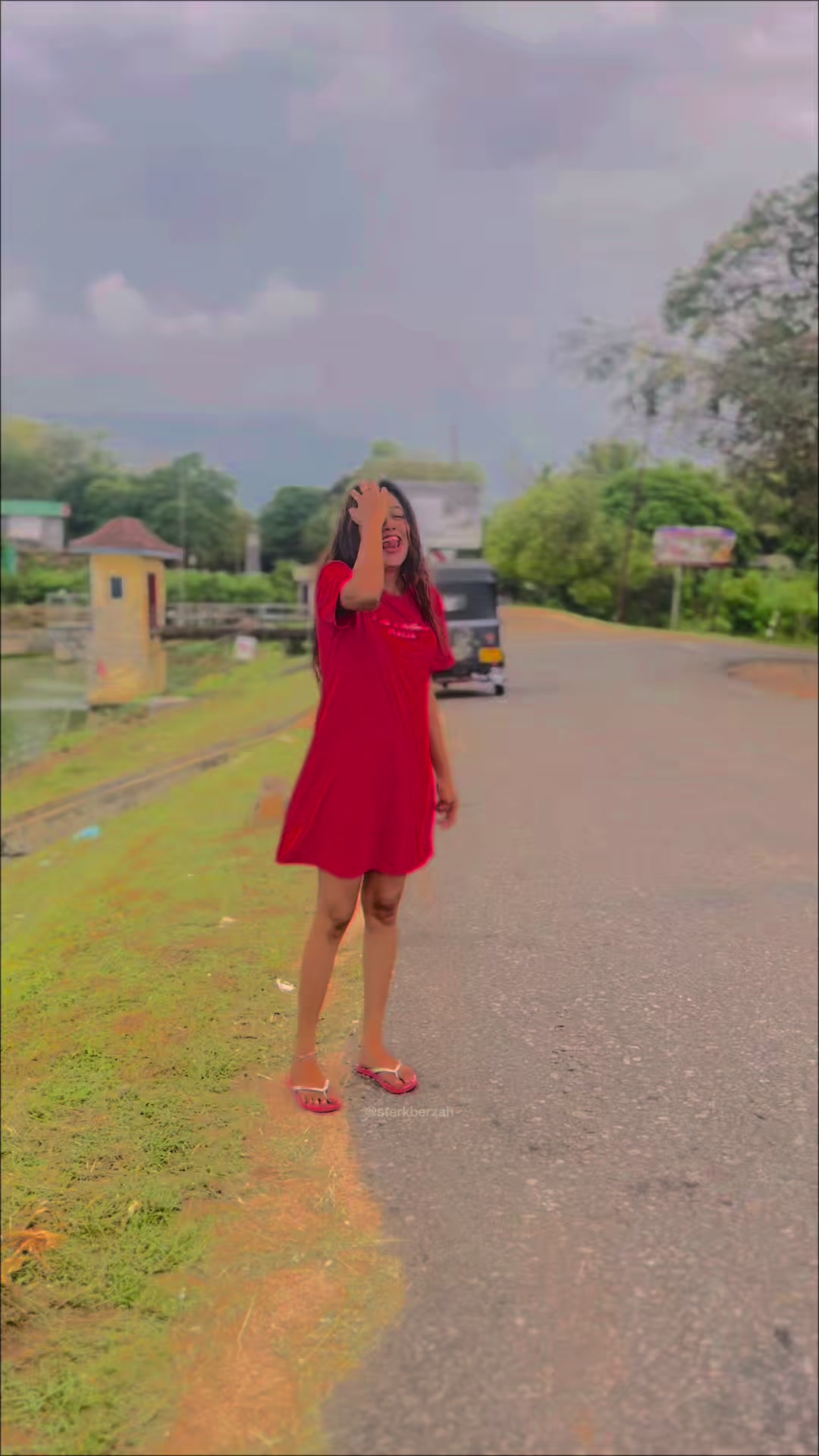 @𝐇𝐚𝐧𝐬𝐢 🎀🦋☃️