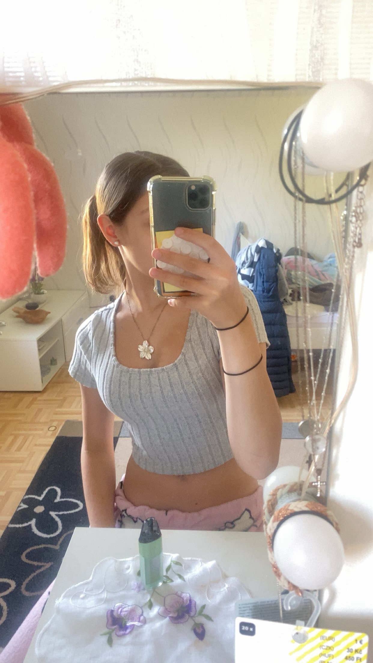 @yx.chiara
