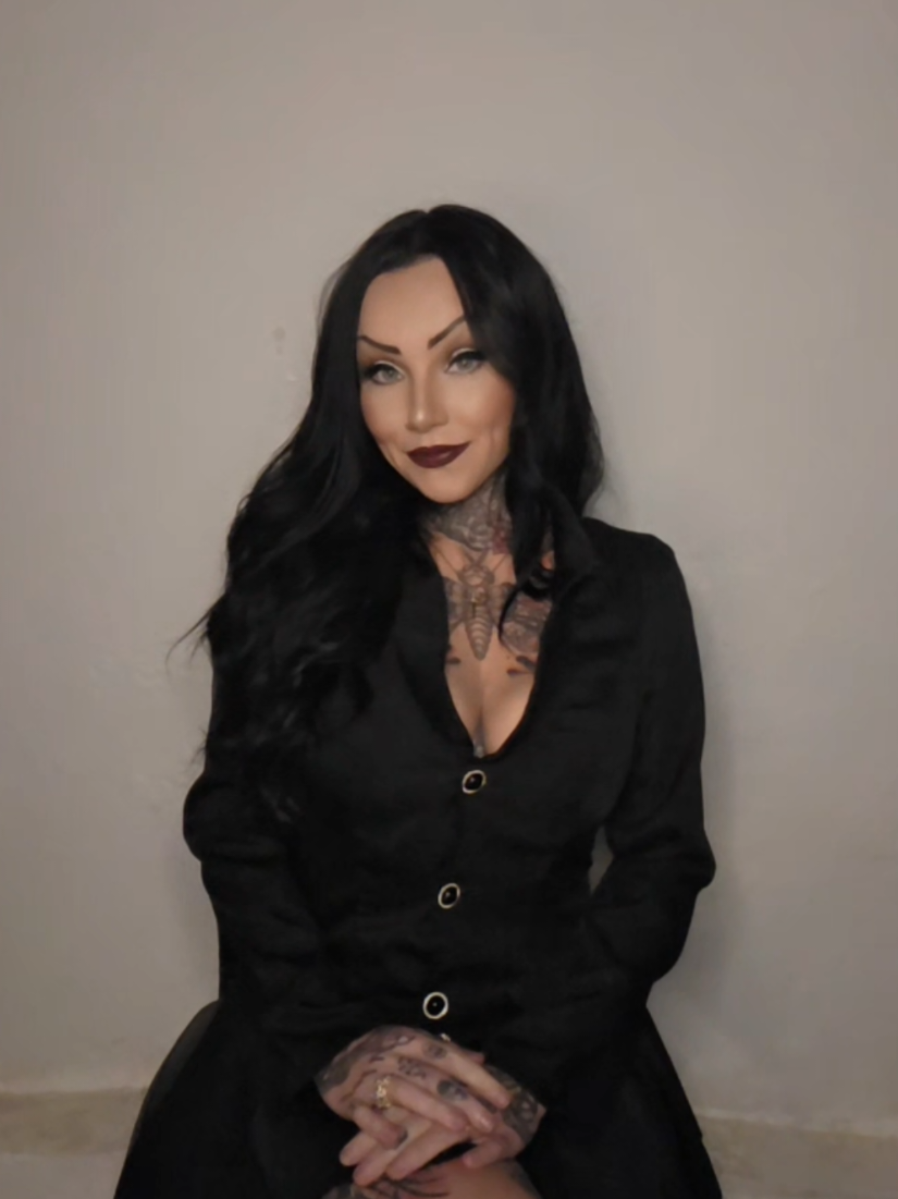 @localgothgirl