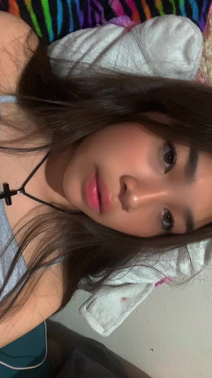 @𝕬𝖛𝖆😙
