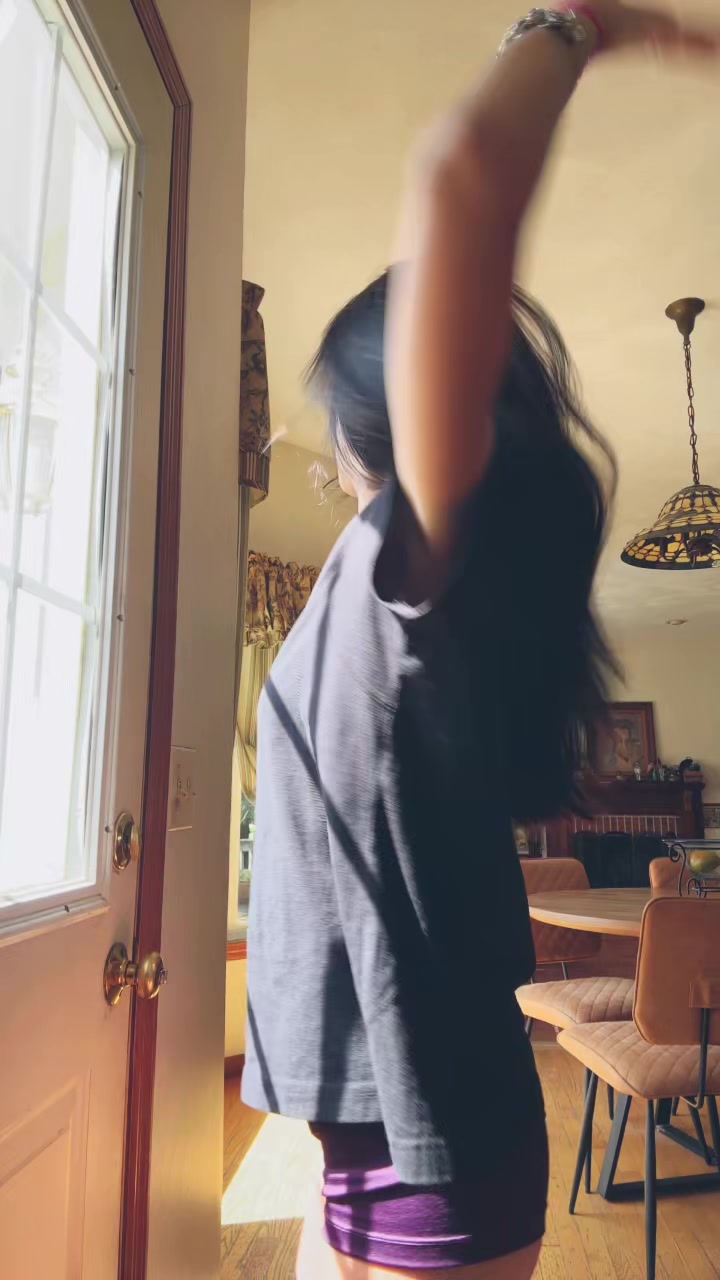 @シ