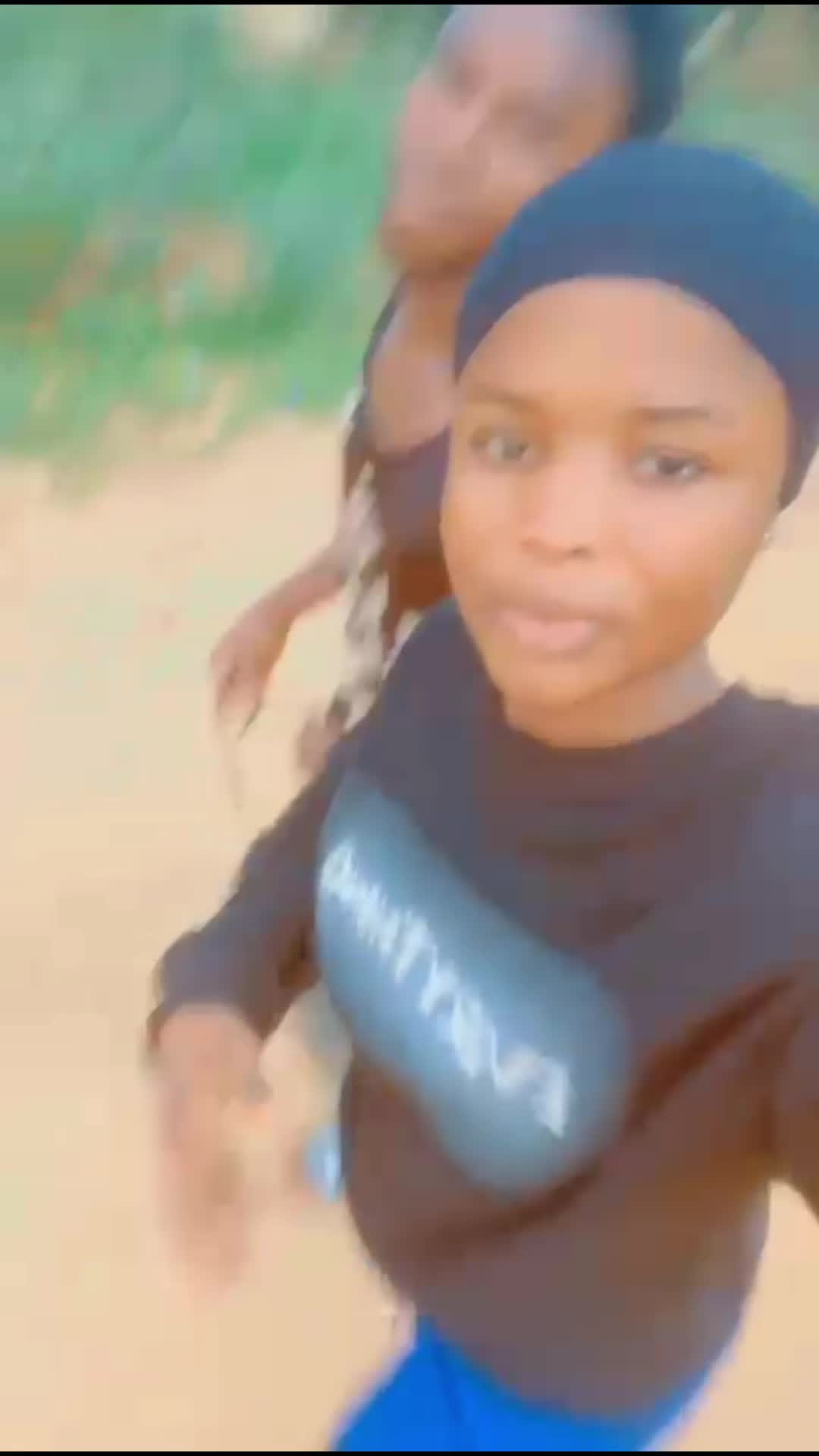 @Ama💕🥰Dollar😘 19