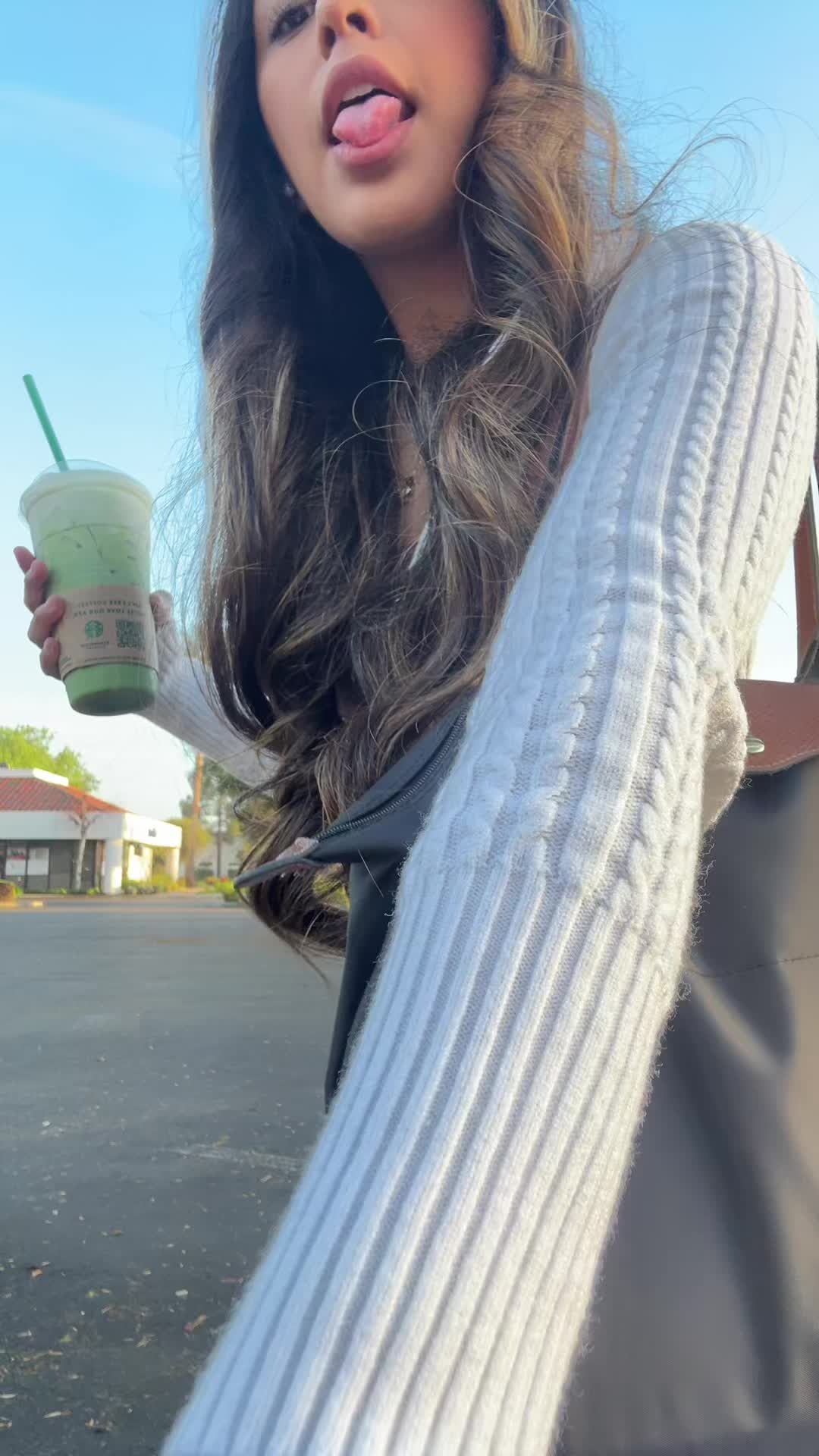 @️