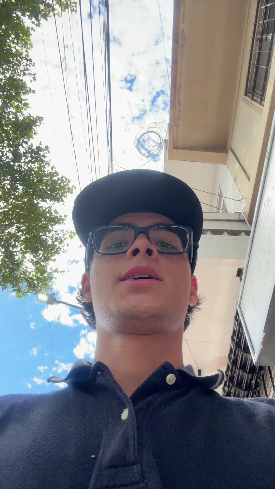 @Bautaa