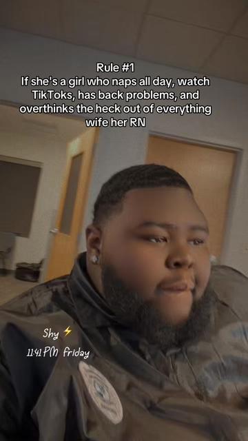 @shy🧸