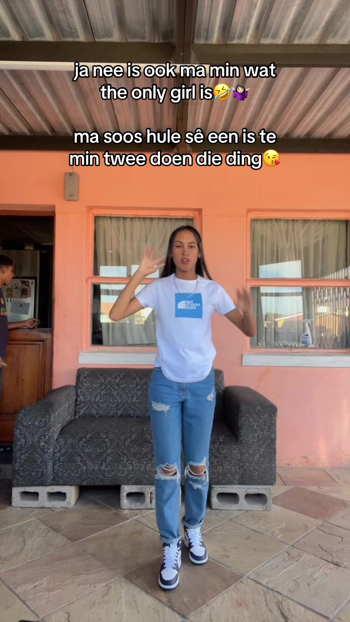 @Akeefah🎀🤍