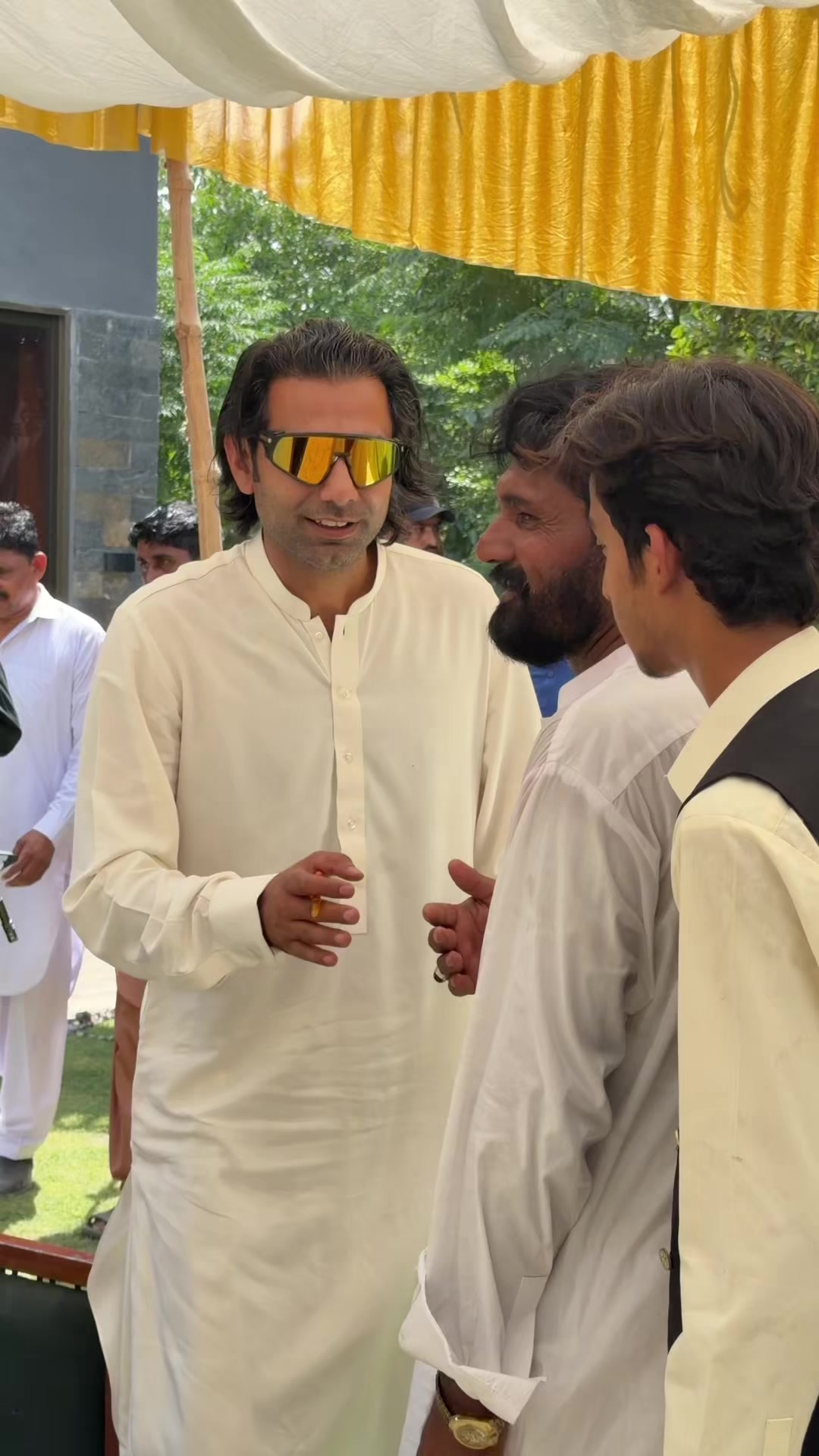 @RAJ BAKHTIAR GONDAL