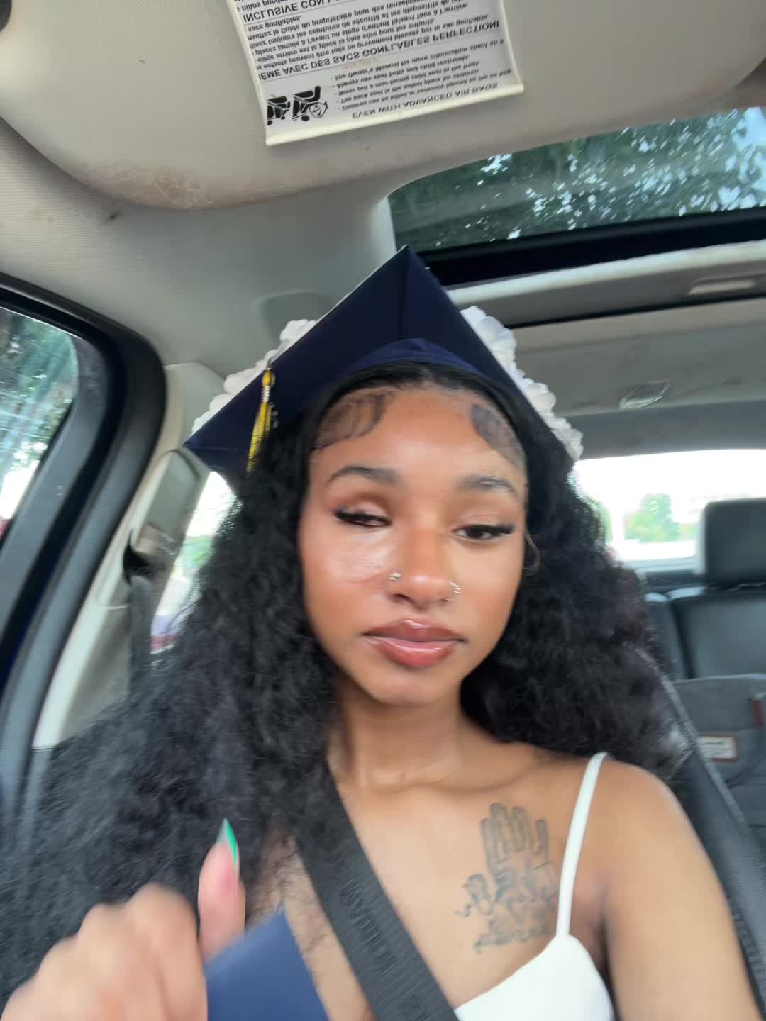 @️