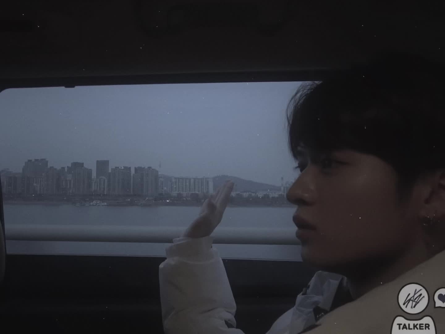 @𝐫.𝐞.𝐦♡