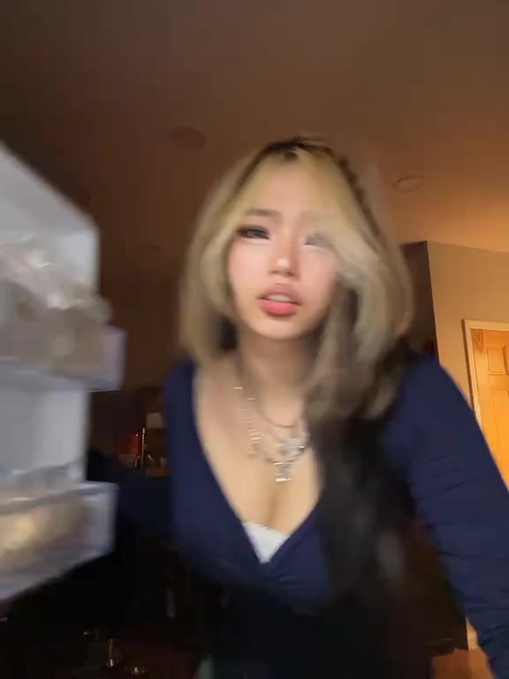 @hotgirls