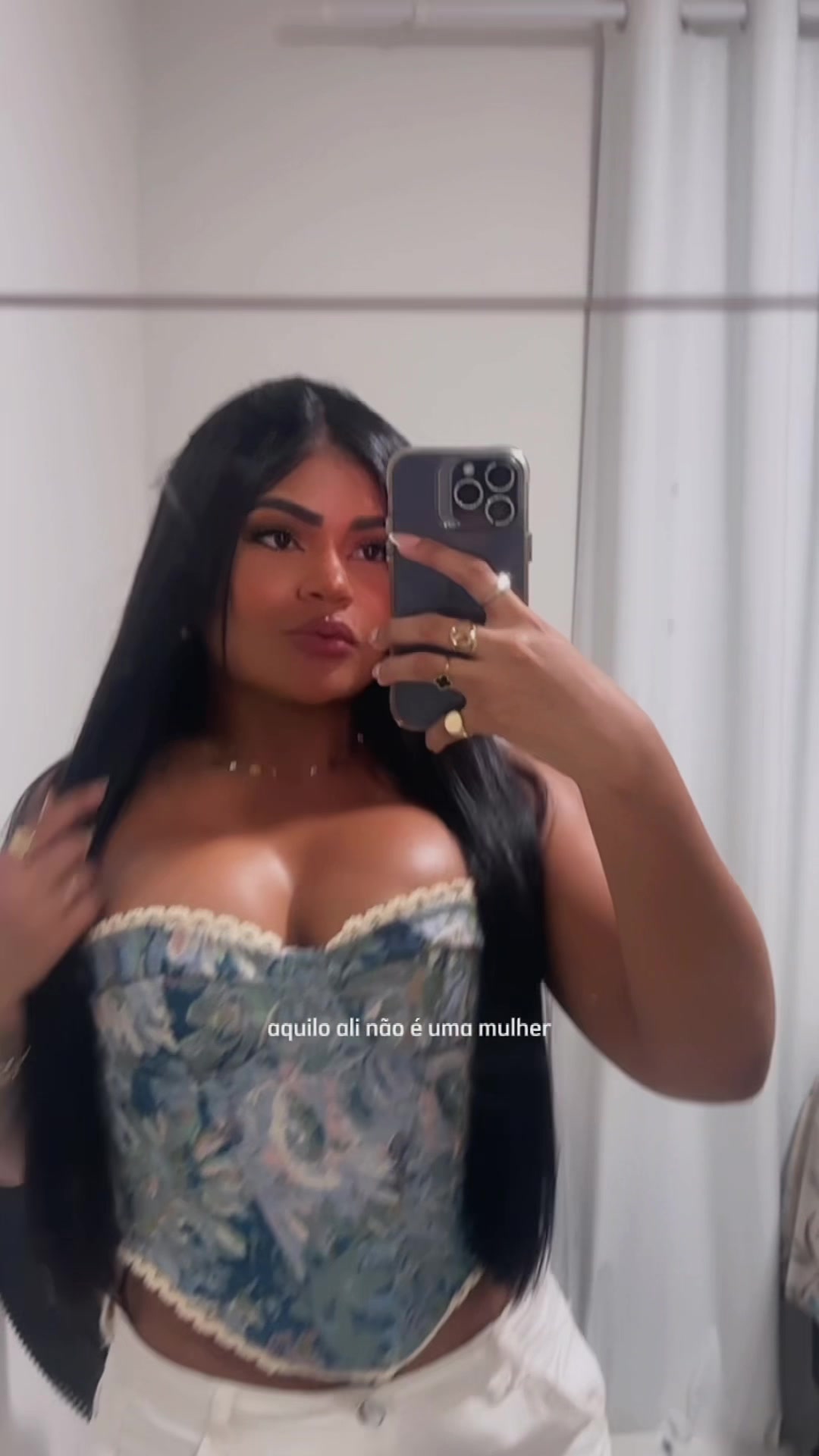 @Yara Mendes