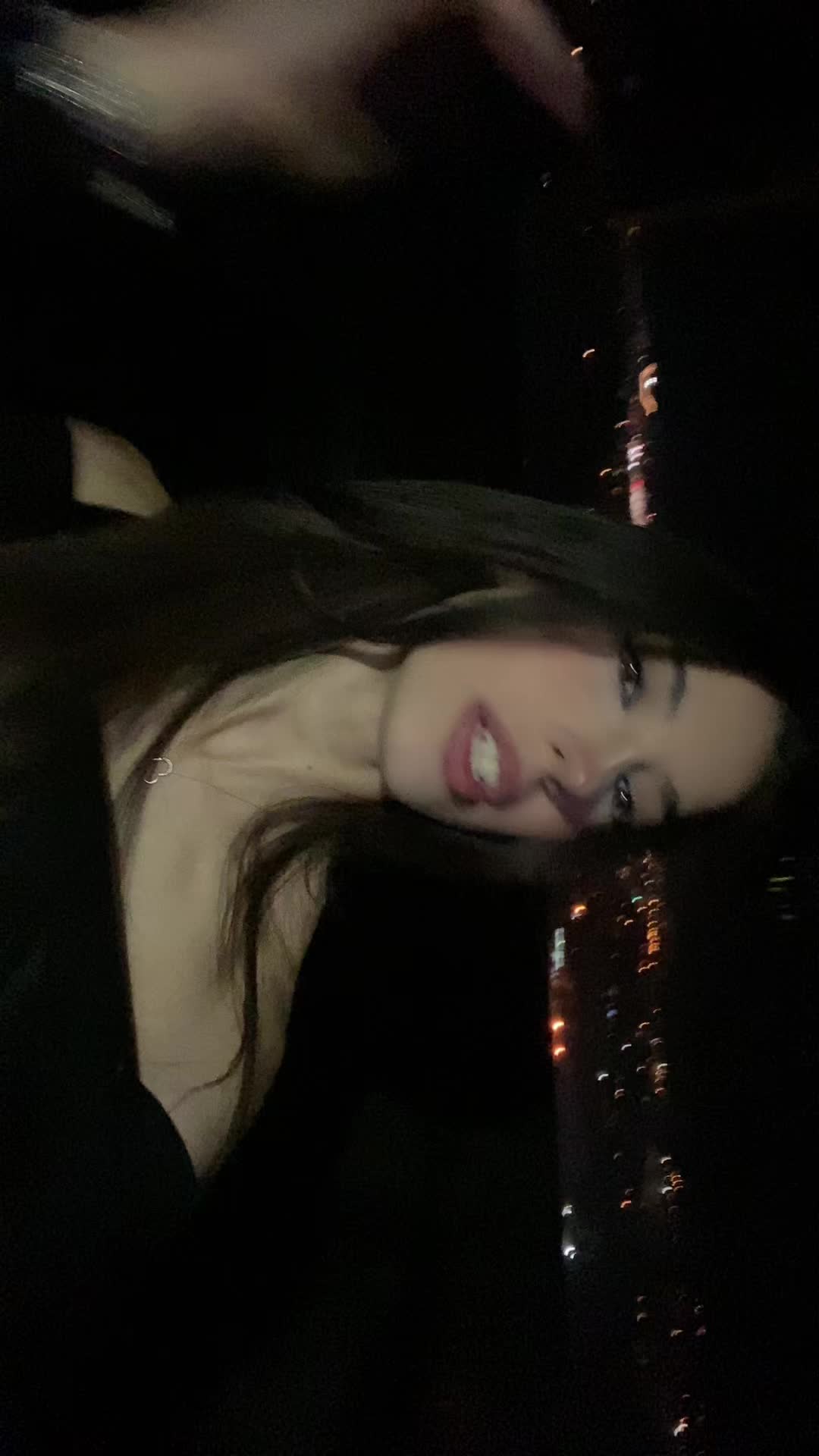@𝒌𝒓𝒊𝒔𝒕𝒊𝒏𝒂