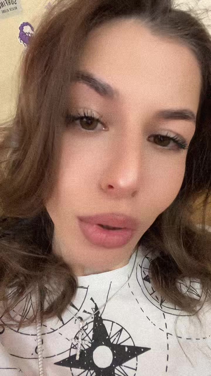 @Anasteiiiiishaa