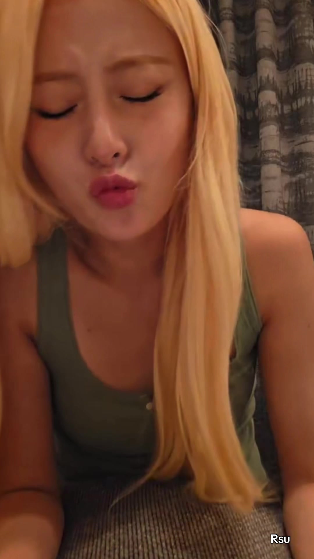 @Rsu ๐ yunjins wifey