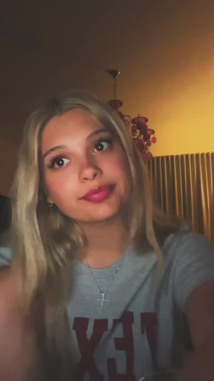 @Queen ✮⋆˙
