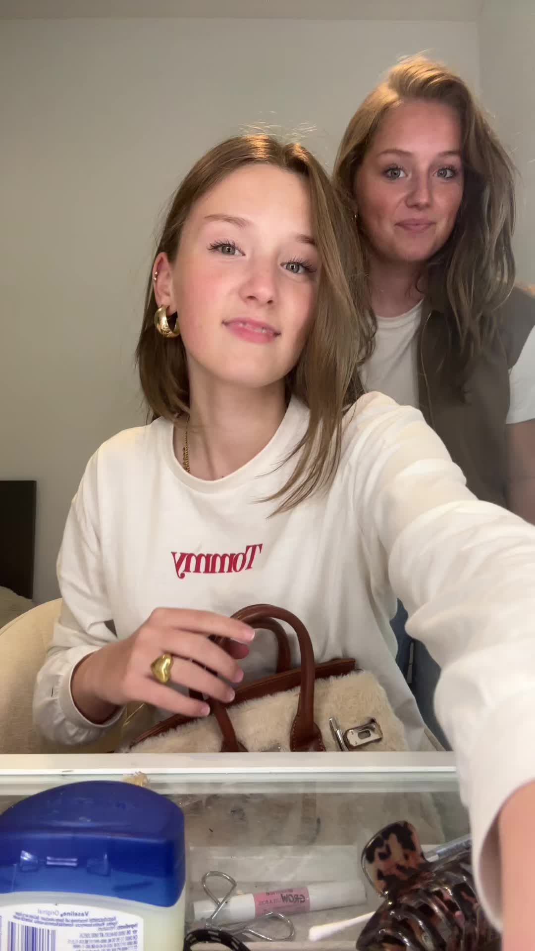 @olivia
