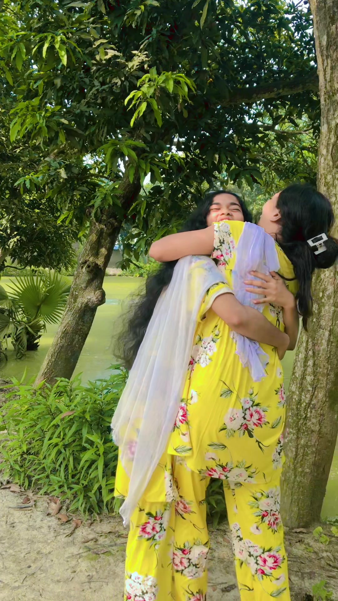 @স্বর্নালী সাথী