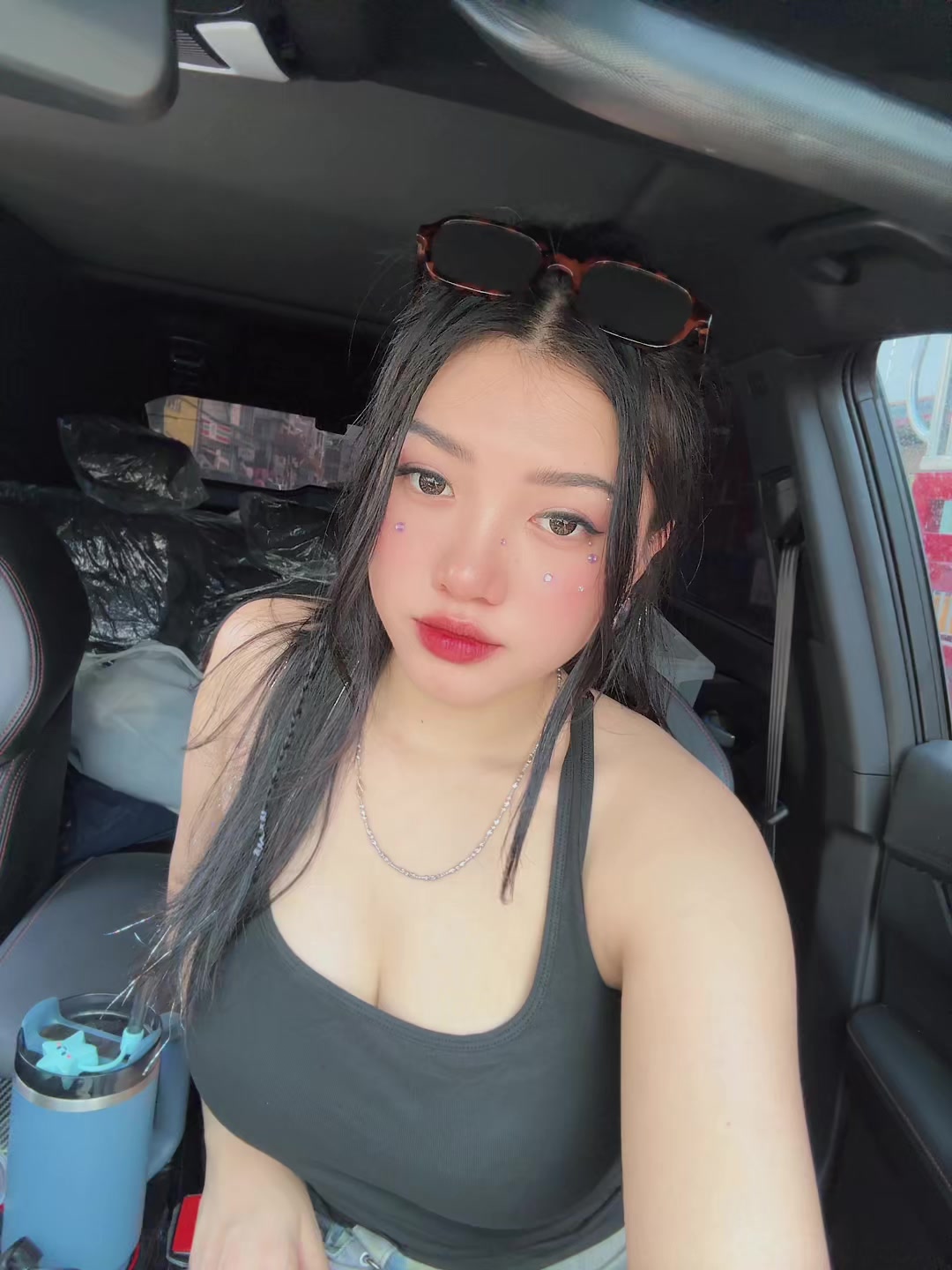 @ur.yadanar