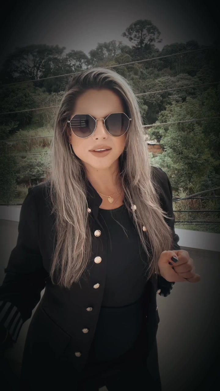 @Sandrinha Bonfim😍