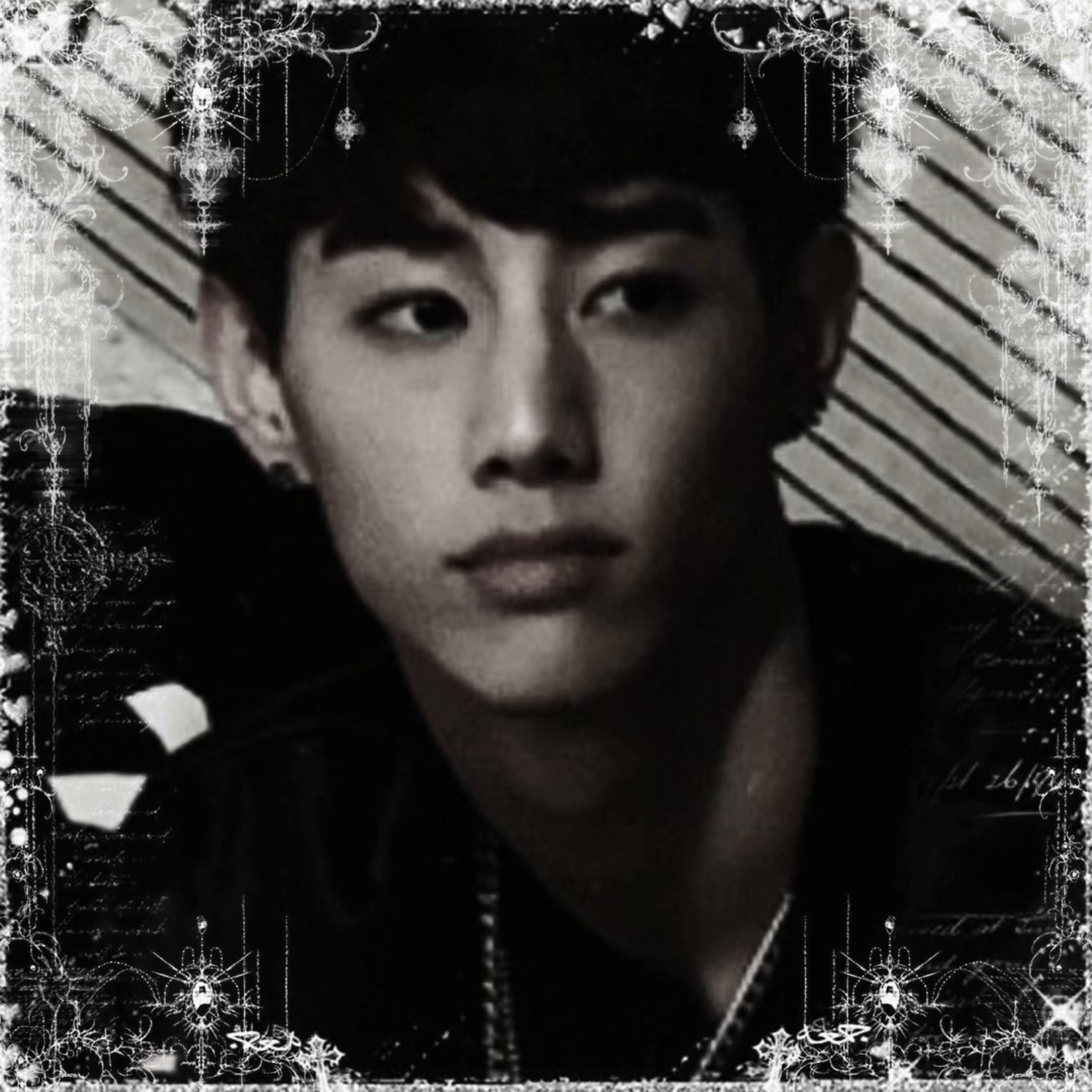 @mark luvr <3