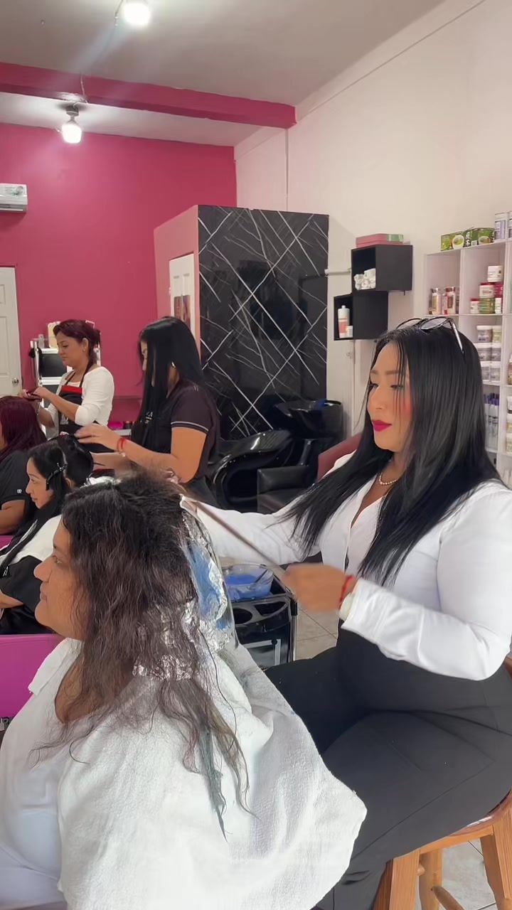 @✂️AnnaQuirozHairDesigner💎