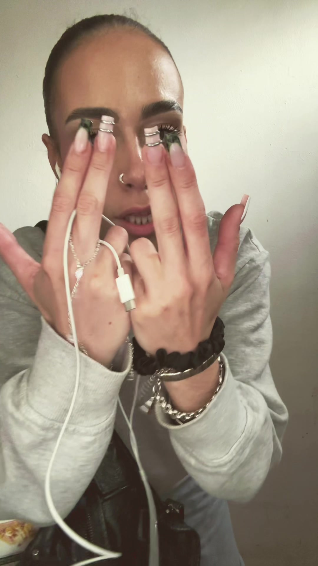 @๐๐ง๐๐ฌ๐ญ๐๐ณ๐ข๐๐ดโ ๏ธ๐