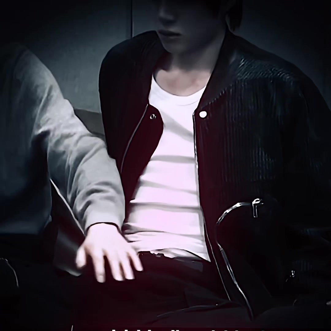 @miles ࣪𖤐