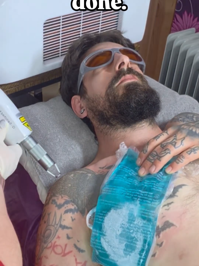 @Crying King Tattoos