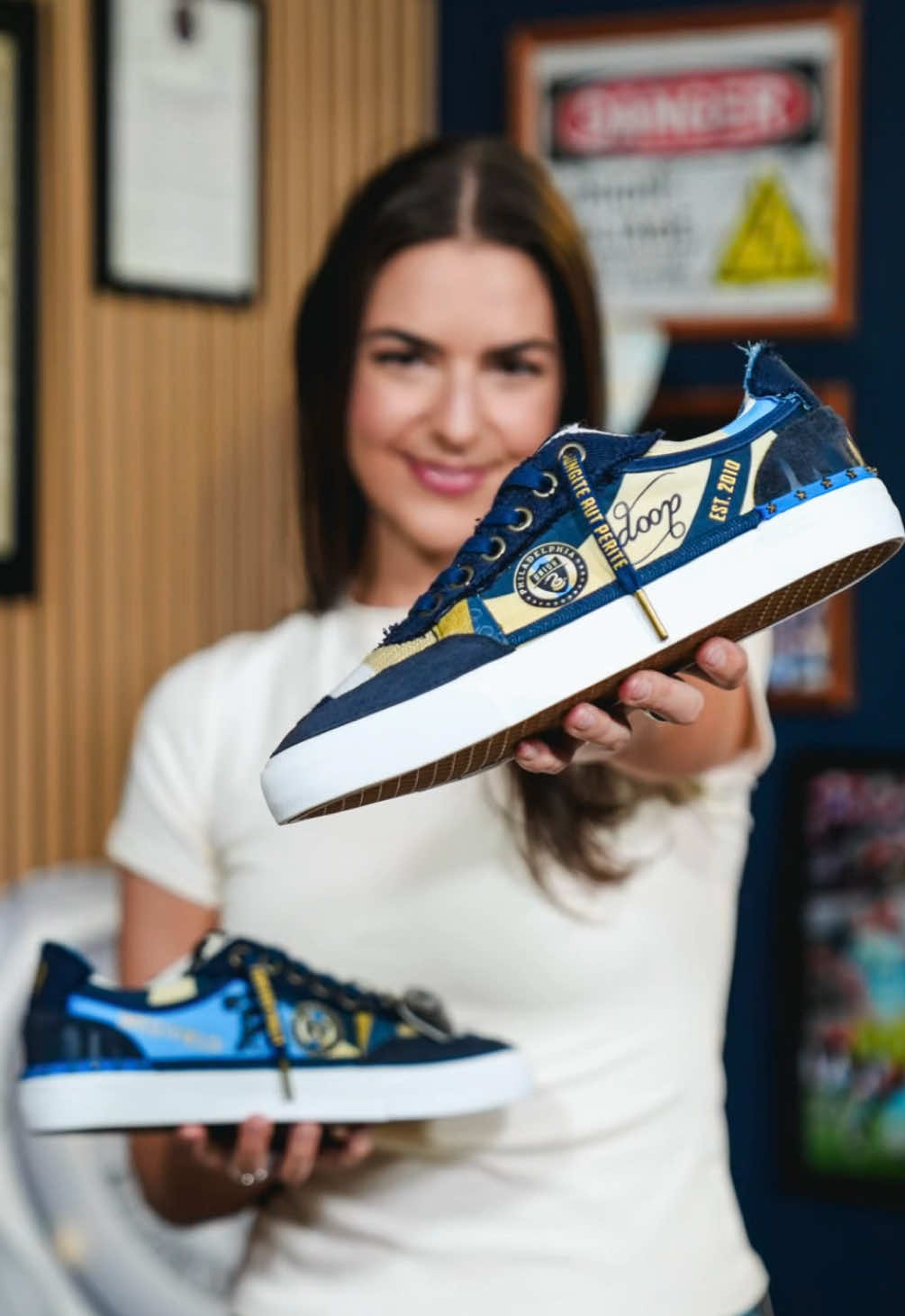 @With An H Shoe Customization